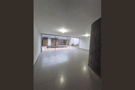 Casa à venda com 5 quartos, 373m² em Alto de Pinheiros, São Paulo