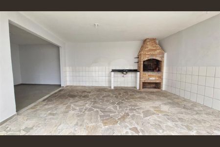 Casa à venda com 373m², 5 quartos e 6 vagas