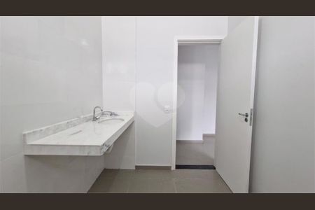 Casa à venda com 373m², 5 quartos e 6 vagas