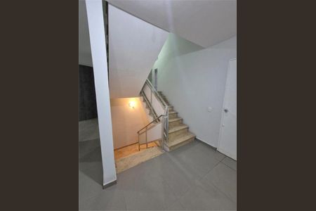 Casa à venda com 373m², 5 quartos e 6 vagas