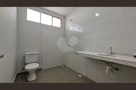 Casa à venda com 373m², 5 quartos e 6 vagas