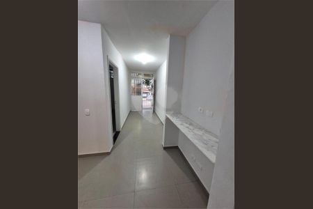 Casa à venda com 373m², 5 quartos e 6 vagas