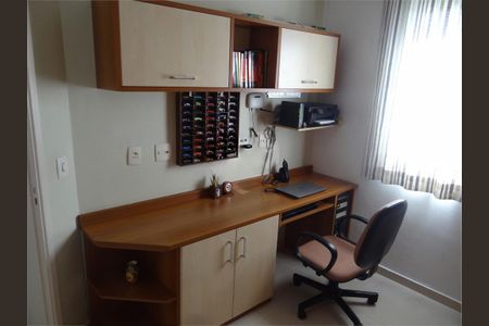 Apartamento à venda com 2 quartos, 68m² em Jardim Ivana, São Paulo