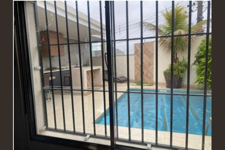 Casa à venda com 204m², 3 quartos e 2 vagas