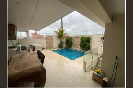 Casa à venda com 204m², 3 quartos e 2 vagas