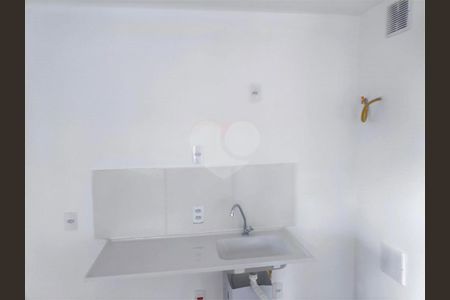Apartamento à venda com 2 quartos, 34m² em Vila Ema, São Paulo
