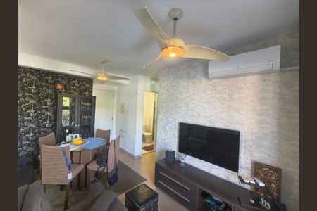 Sala de apartamento à venda com 2 quartos, 52m² em Pechincha, Rio de Janeiro