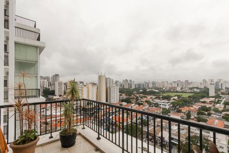Apartamento para alugar com 70m², 2 quartos e 2 vagasVaranda