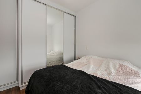 Apartamento para alugar com 70m², 2 quartos e 2 vagasSuíte 1