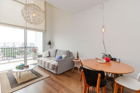 Apartamento para alugar com 70m², 2 quartos e 2 vagasSala