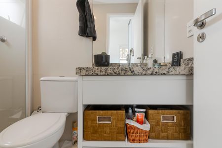 Apartamento para alugar com 70m², 2 quartos e 2 vagasBanheiro da Suíte 2