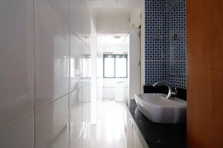 Apartamento à venda com 48m², 2 quartos e 1 vagaBanheiro