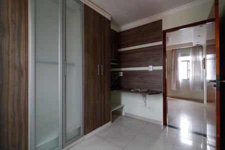 Quarto 1 de apartamento à venda com 2 quartos, 48m² em Artur Alvim, São Paulo