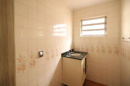 Casa à venda com 105m², 2 quartos e 1 vagaLavabo