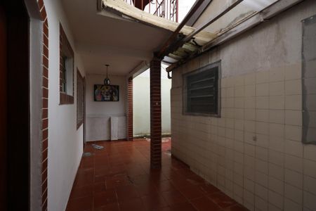 Casa à venda com 105m², 2 quartos e 1 vagaQuintal
