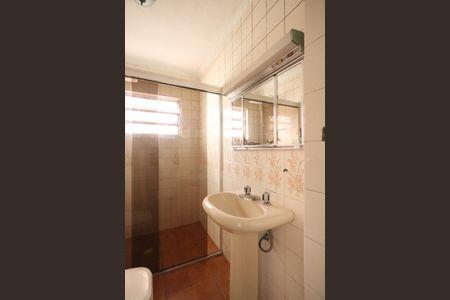 Casa à venda com 105m², 2 quartos e 1 vagaBanheiro