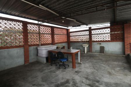 Casa à venda com 105m², 2 quartos e 1 vagaÁrea de Serviço