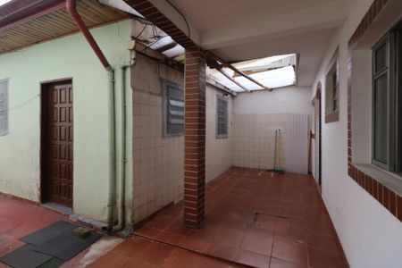 Casa à venda com 105m², 2 quartos e 1 vagaQuintal