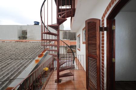 Casa à venda com 105m², 2 quartos e 1 vagaVarando do Quarto 2