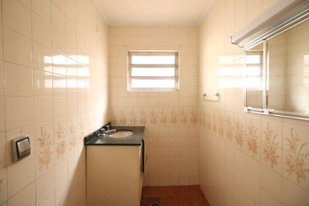 Casa à venda com 105m², 2 quartos e 1 vagaLavabo