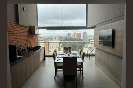 Apartamento à venda com 174m², 3 quartos e 3 vagasFoto 02