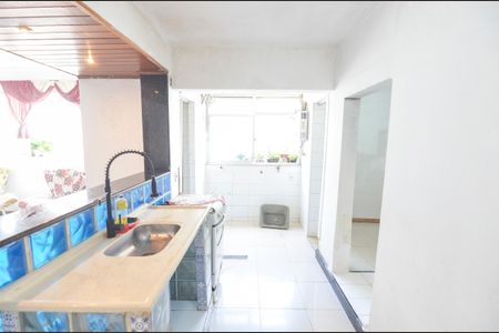 Apartamento à venda com 60m², 2 quartos e 1 vagaCozinha