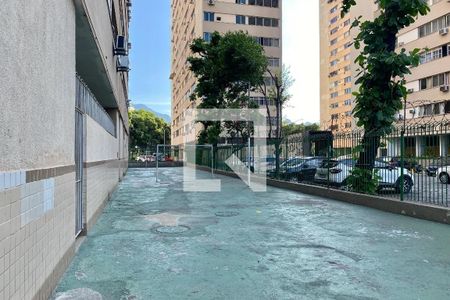 Apartamento à venda com 60m², 2 quartos e 1 vagaÁrea comum