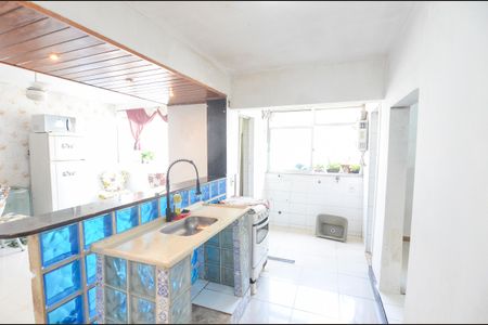 Apartamento à venda com 60m², 2 quartos e 1 vagaCozinha