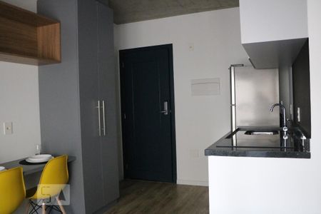 Cozinha de apartamento à venda com 1 quarto, 30m² em República, São Paulo