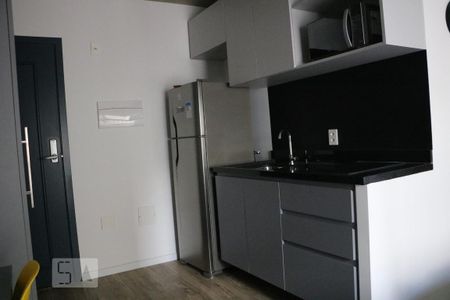 Cozinha de apartamento à venda com 1 quarto, 30m² em República, São Paulo