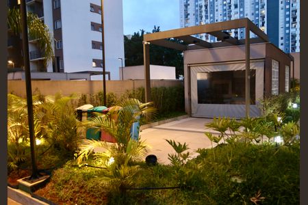 Apartamento à venda com 28m², 1 quarto e sem vaga Apartamento à venda com 28m², 1 quarto e sem vagaÁrea comum - Churrasqueira