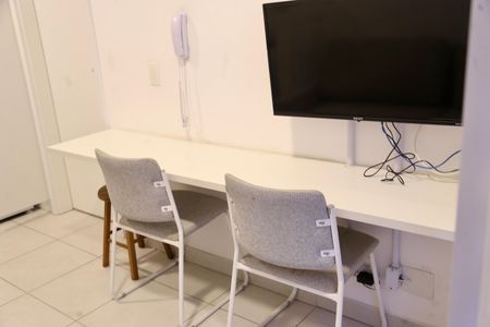 Apartamento à venda com 28m², 1 quarto e sem vaga Apartamento à venda com 28m², 1 quarto e sem vagaSala