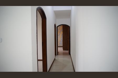 Corredor de casa para alugar com 2 quartos, 55m² em Cidade Jardim Cumbica, Guarulhos