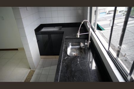 Casa para alugar com 55m², 2 quartos e sem vagaCozinha