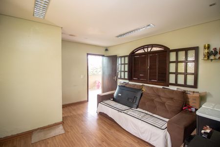 Casa à venda com 280m², 4 quartos e 3 vagas Casa à venda com 280m², 4 quartos e 3 vagasSala Terraço
