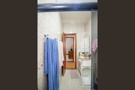 Casa à venda com 280m², 4 quartos e 3 vagas Casa à venda com 280m², 4 quartos e 3 vagasBanheiro Social