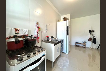 Apartamento para alugar com 63m², 2 quartos e 2 vagasCozinha 