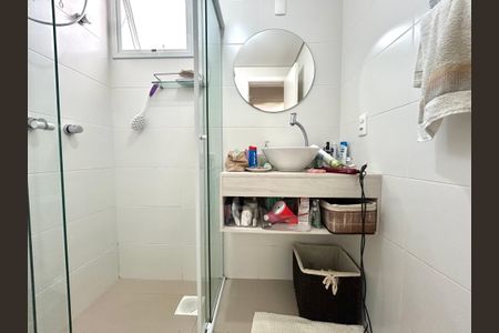 Apartamento para alugar com 63m², 2 quartos e 2 vagasBanheiro social