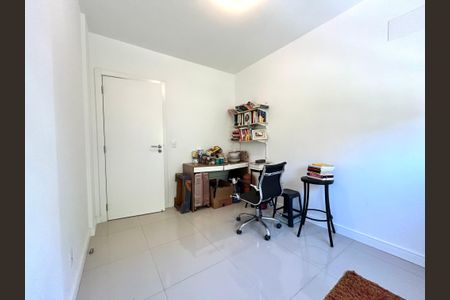 Quarto de apartamento para alugar com 2 quartos, 63m² em Pantanal, Florianópolis