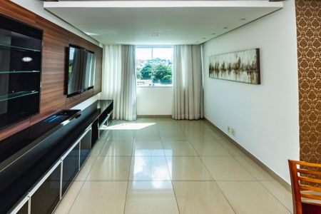 Apartamento para alugar com 3 quartos, 136m² em Paquetá, Belo Horizonte