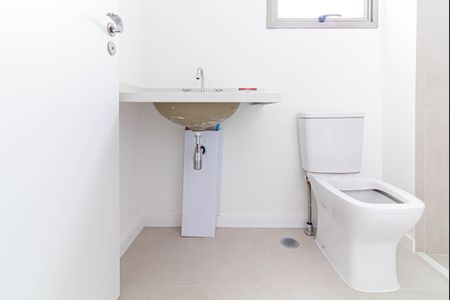 Apartamento à venda com 88m², 2 quartos e 1 vaga Apartamento à venda com 88m², 2 quartos e 1 vagaBanheiro da Suíte 1