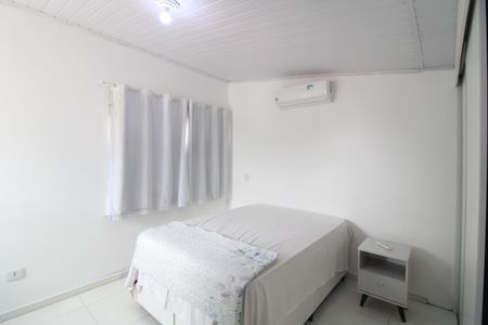 Quarto 1 de casa para alugar com 2 quartos, 65m² em Campininha, São Paulo