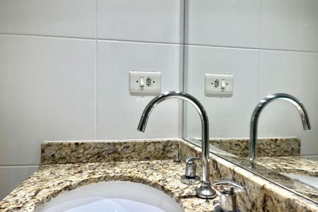 Apartamento para alugar com 86m², 3 quartos e 2 vagas Apartamento para alugar com 86m², 3 quartos e 2 vagasBanheiro da Suíte