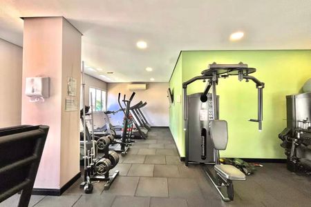 Apartamento para alugar com 86m², 3 quartos e 2 vagas Apartamento para alugar com 86m², 3 quartos e 2 vagasÁrea comum - Academia