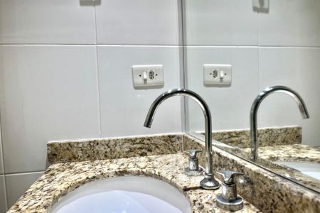 Apartamento para alugar com 86m², 3 quartos e 2 vagas Apartamento para alugar com 86m², 3 quartos e 2 vagasBanheiro Corredor