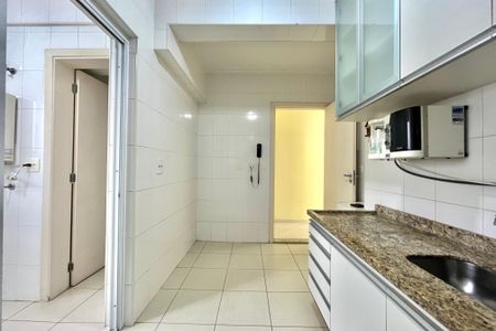 Apartamento para alugar com 86m², 3 quartos e 2 vagas Apartamento para alugar com 86m², 3 quartos e 2 vagasCozinha