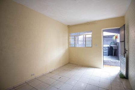 Sala  de casa para alugar com 2 quartos, 70m² em Parque Pinheiros, Taboão da Serra