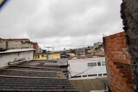 Vista Quarto 1 de casa para alugar com 2 quartos, 70m² em Parque Pinheiros, Taboão da Serra