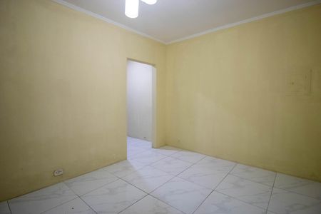 Casa para alugar com 80m², 2 quartos e 1 vagaSala