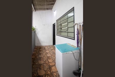 Casa para alugar com 80m², 2 quartos e 1 vagaÁrea de Serviço